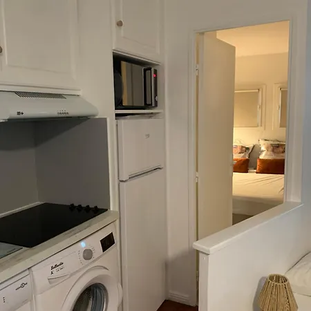 Apartment T2 En Rez De Jardin Privatif Cloture , Cap Esterel Pierre Et ,piscine Chauffee Des Le 05 Avril Au 02 Novembre *