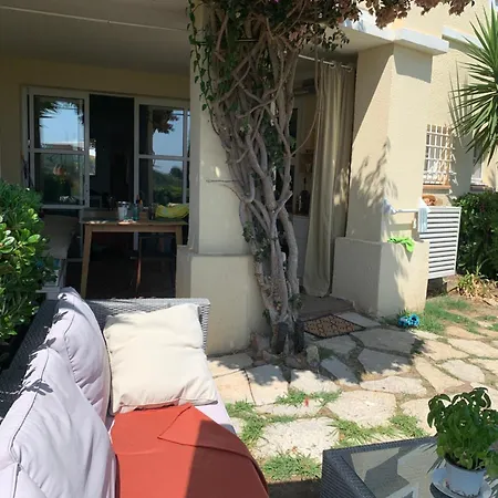 T2 En Rez De Jardin Privatif Cloture , Cap Esterel Pierre Et ,piscine Chauffee Des Le 05 Avril Au 02 Novembre * Saint-Raphael (Var)