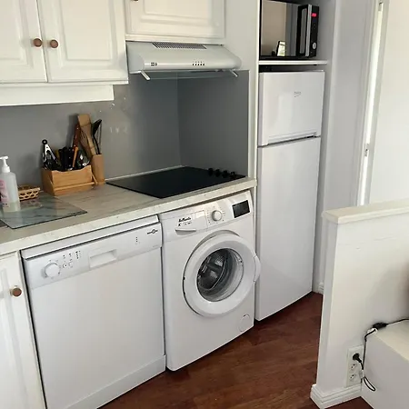 Appartement T2 En Rez De Jardin Privatif Cloture , Cap Esterel Pierre Et ,piscine Chauffee Des Le 05 Avril Au 02 Novembre